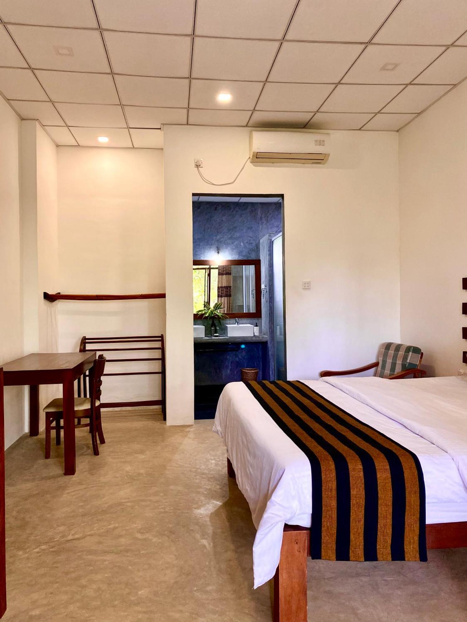The Dale Mirissa Hotel Екстериор снимка