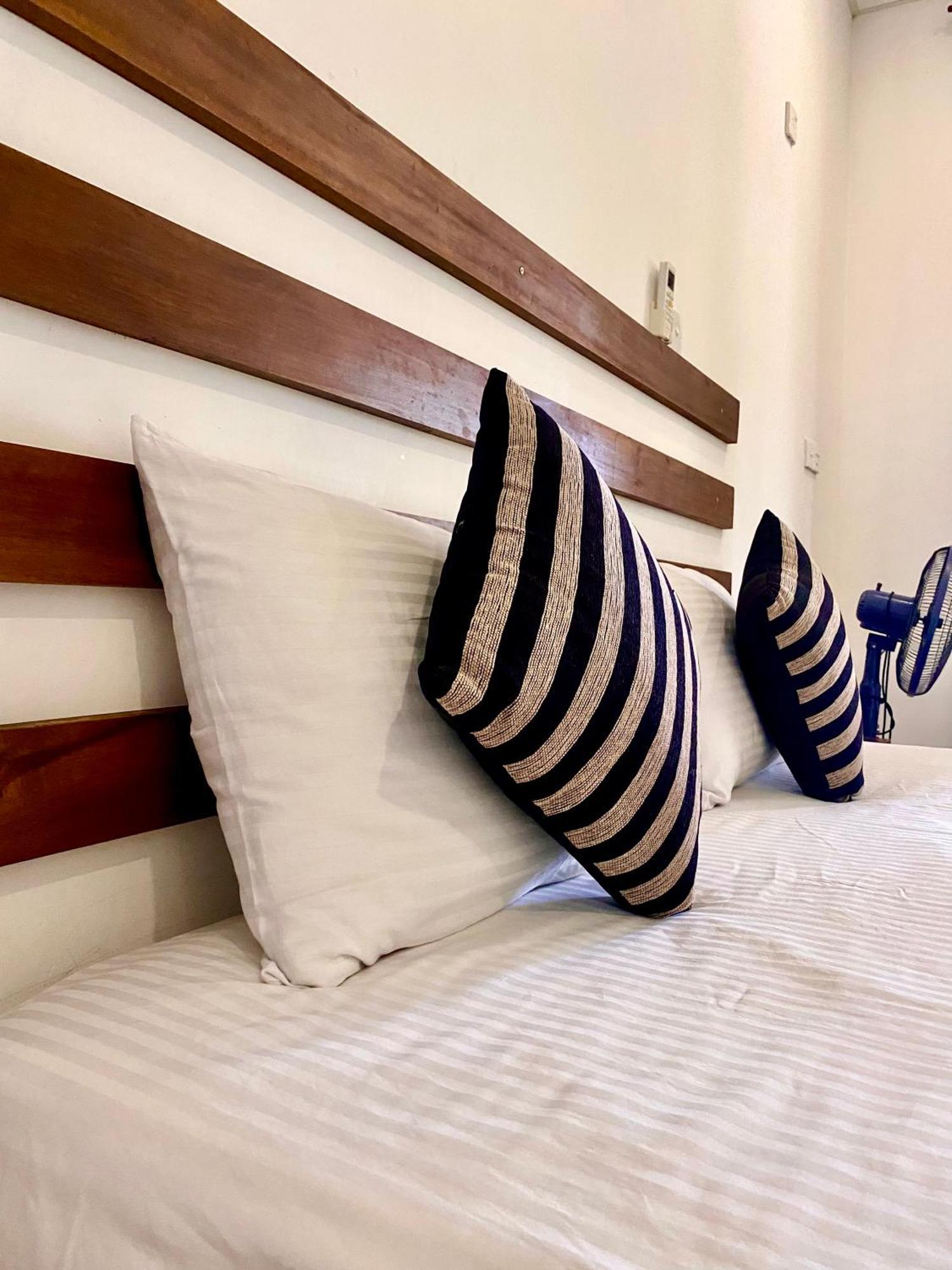 The Dale Mirissa Hotel Екстериор снимка